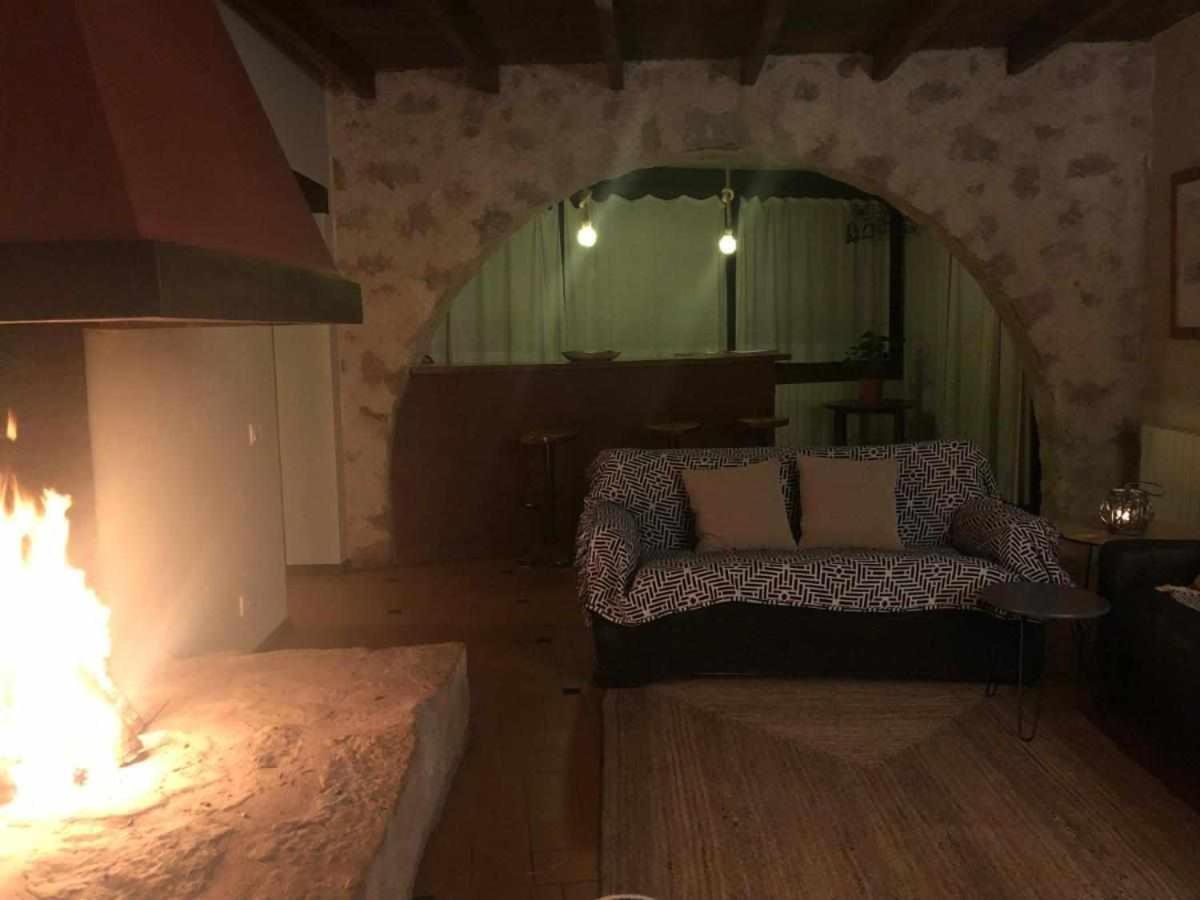 Masia Can Jou Sant Jaume de Llierca Экстерьер фото